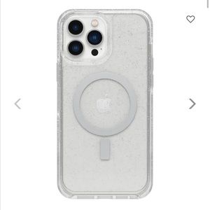 OtterBox Symmetry Series+ Clear Antimicrobial w/ MagSafe